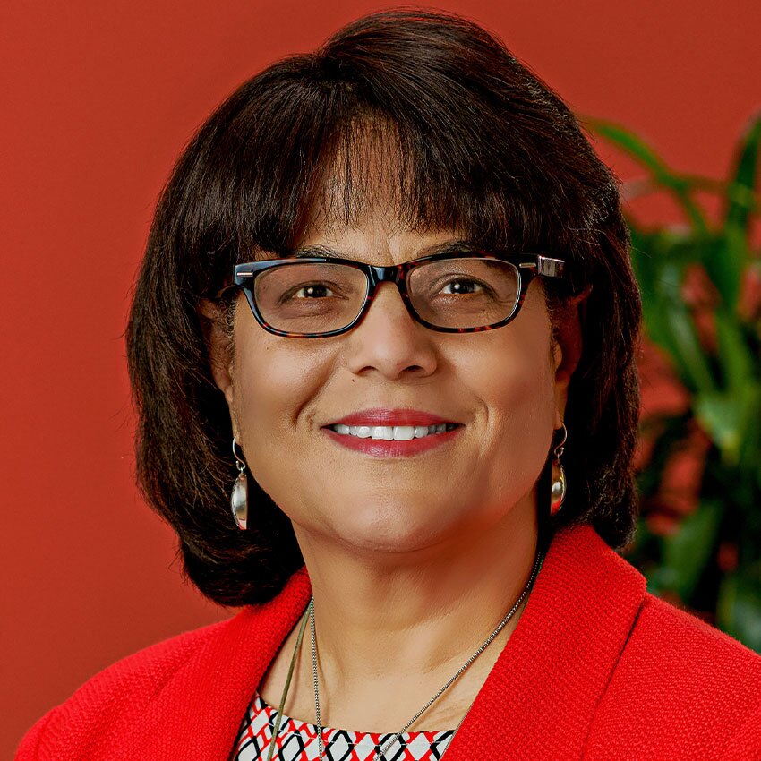 Headshot of Regina D. Fowler.