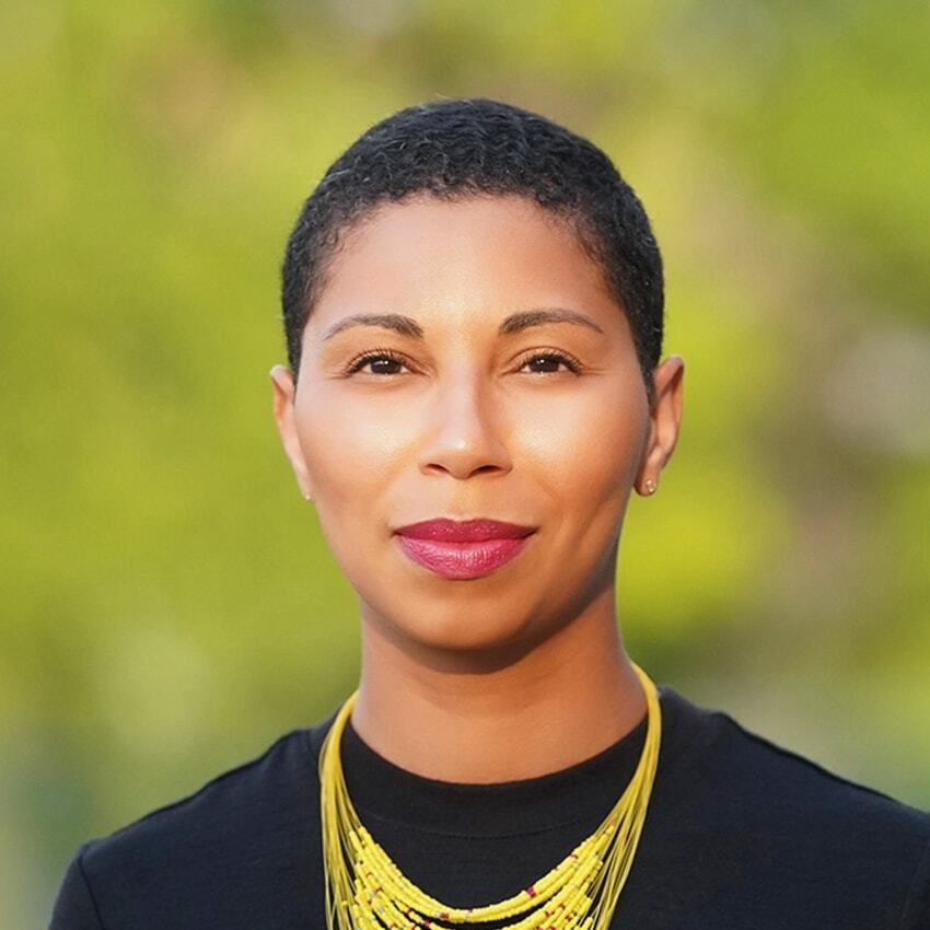 Dara Eskridge portrait.